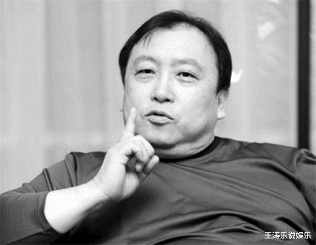 王晶|王晶老婆近照曝光,看到长相后才大悟,为什么当年邱淑贞输了