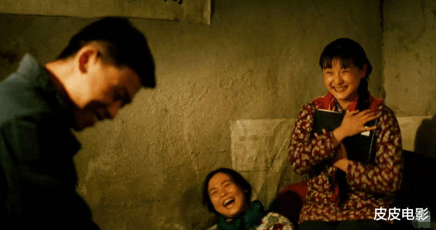 血色清晨|《血色清晨》：揭开了中国人难以启齿的隐秘疮疤，这片比剃刀无情