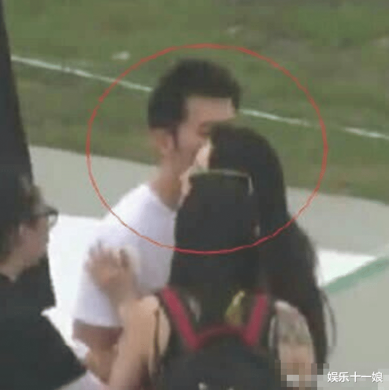 李晨|李晨刚否认复合，范冰冰再主动“求和”？大胆表白：我爱大黑牛！