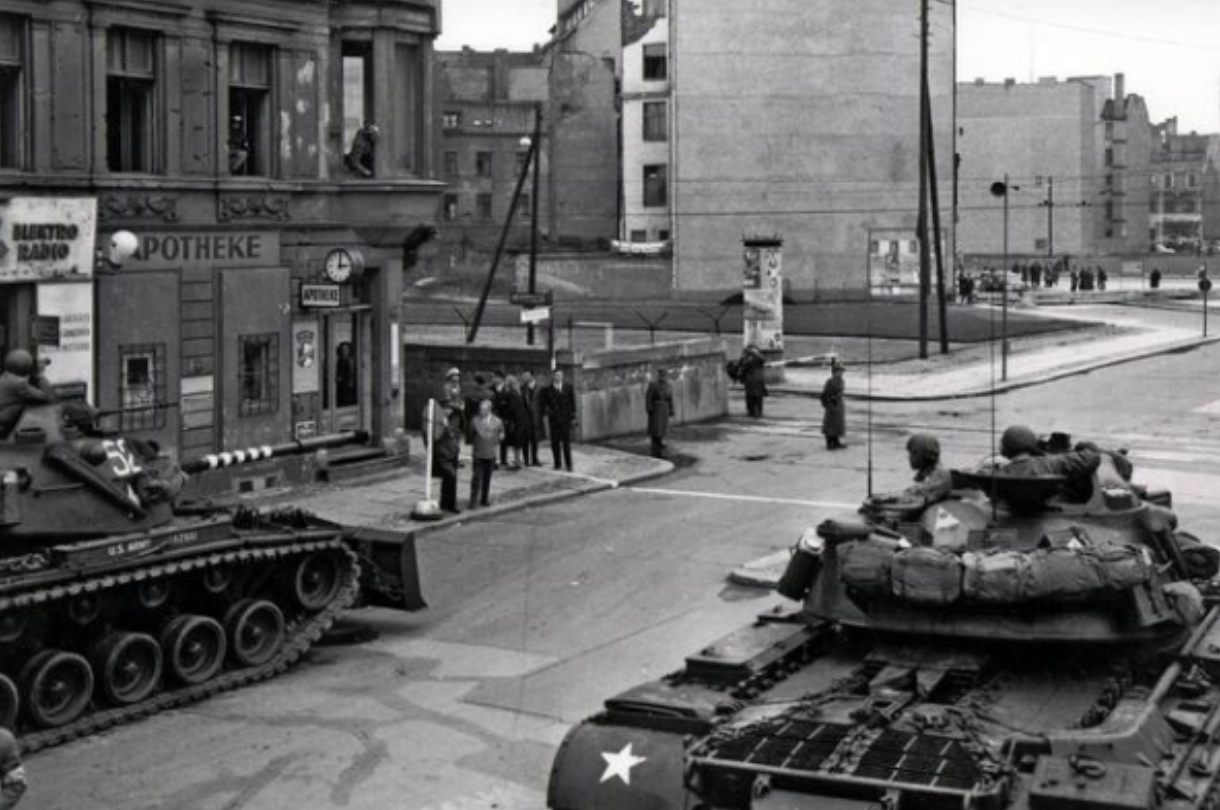 |1983年那一晚，若不是他23分钟的坚持，地球或将面临危机