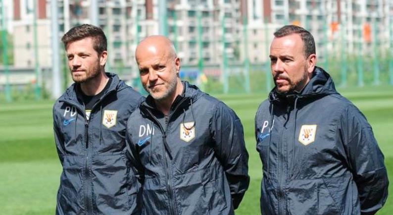 「山东鲁能」鲁能打造两套德系阵型！李霄鹏让恒大国安甘拜下风，剑指中超冠军