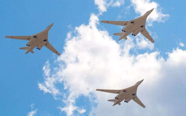 洲际导弹|最惨导弹发射事故，160名顶尖专家被气化，总师因抽烟死里逃生