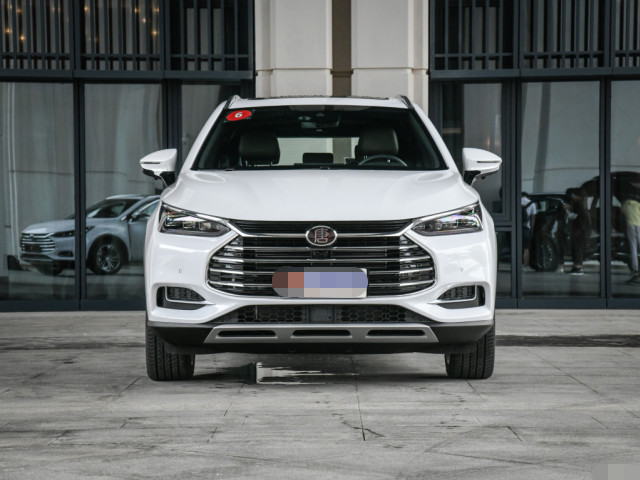 保研|中保研拿它无可奈何，公认“陆地坦克”，中型SUV身份只卖11.99万