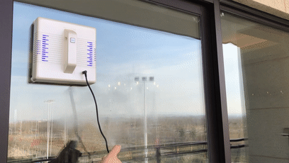 答应我别再用生命擦窗户了，交给擦窗机，又快又干净！