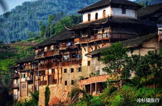 古镇|适合国庆去的8个超冷门古镇，从此告别人挤人，有你想去的吗？