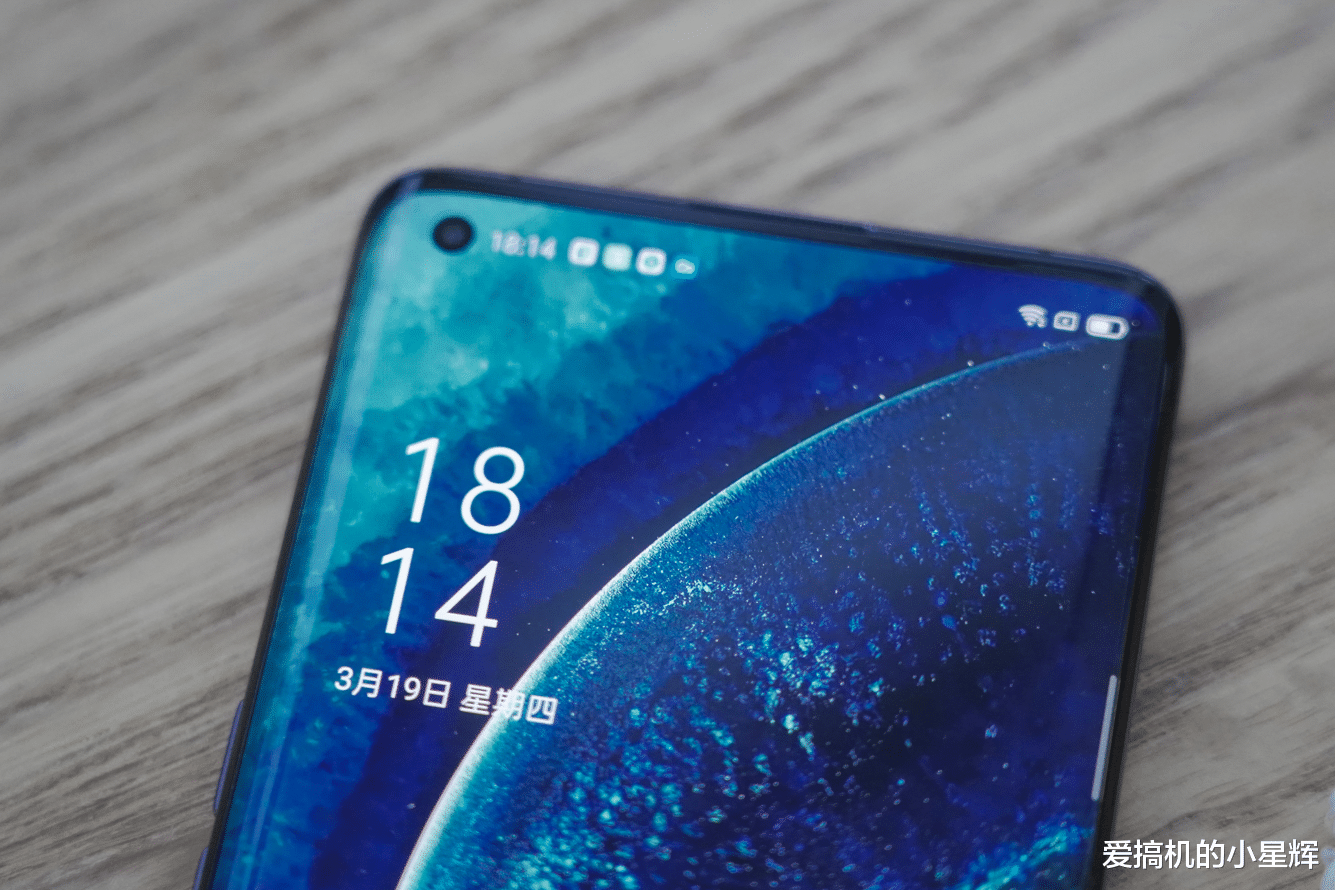 中国国际服务贸易交易会|友商火力全开，骁龙865+128GB+3K屏暴跌1000，华为P40超强劲敌