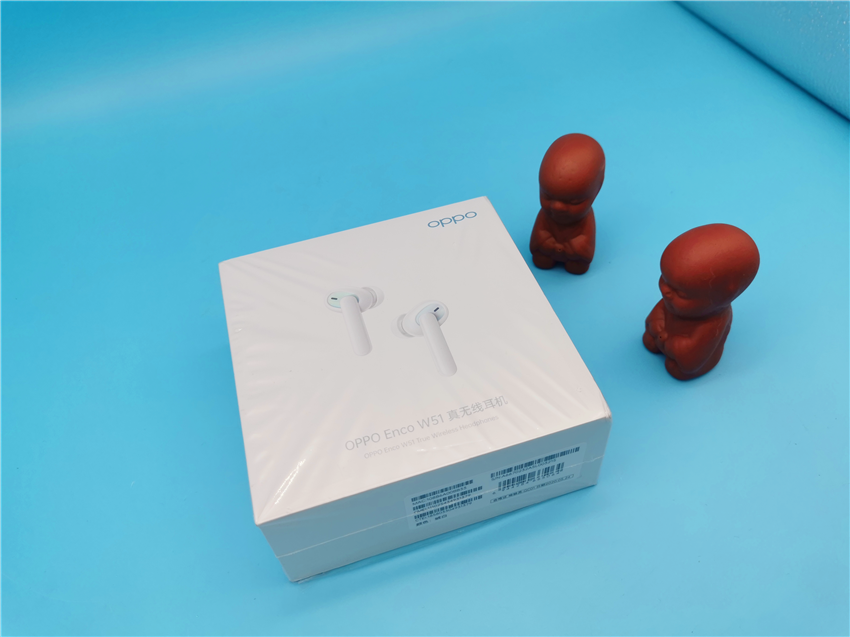 OPPO|拥有三麦克风和无线充电的高性价比OPPO降噪蓝牙耳机值得推荐