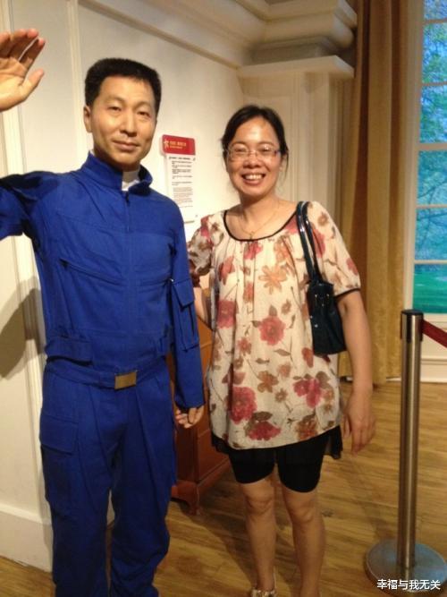 杨利伟|杨利伟,光鲜的背后却是女儿的离世和妻子的离职