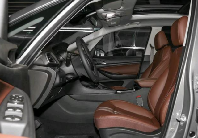 起亚汽车：还要啥朗逸！独立大6座MPV不香？从14.29万下探至10万出头了