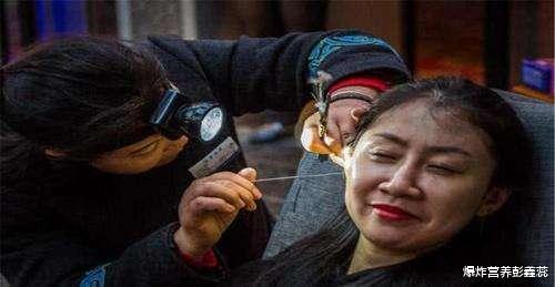 【外耳道炎】为什么耳朵总是发痒,却掏不出耳屎?很有可能是一种东西在作怪