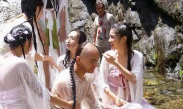 黄晓明|黄晓明版的电视剧《鹿鼎记》拍完后，因“尺度过大”没通过一审