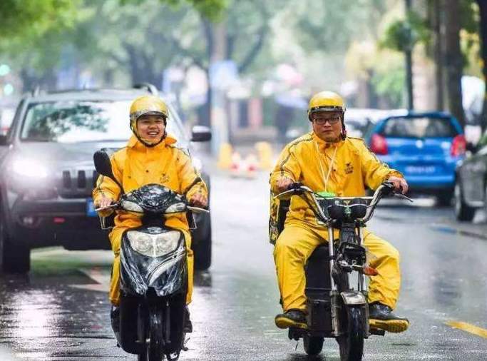 美团|美团抽成高达23％，商家苦不堪言，美团却丢锅骑手