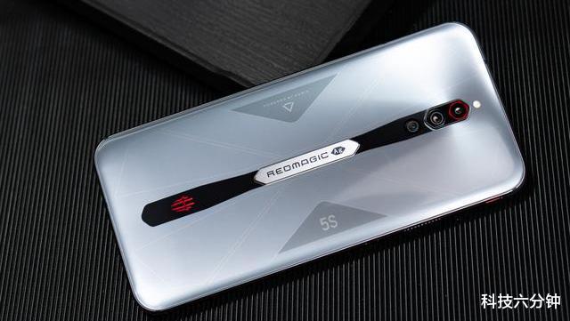 骁龙865|2020年性能最强的三款手机，都是12GB+256GB，价格最低仅3699元