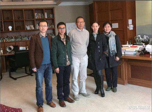 马云|一个人对抗一个行业,他击败所有对手,跻身中国第三大富豪