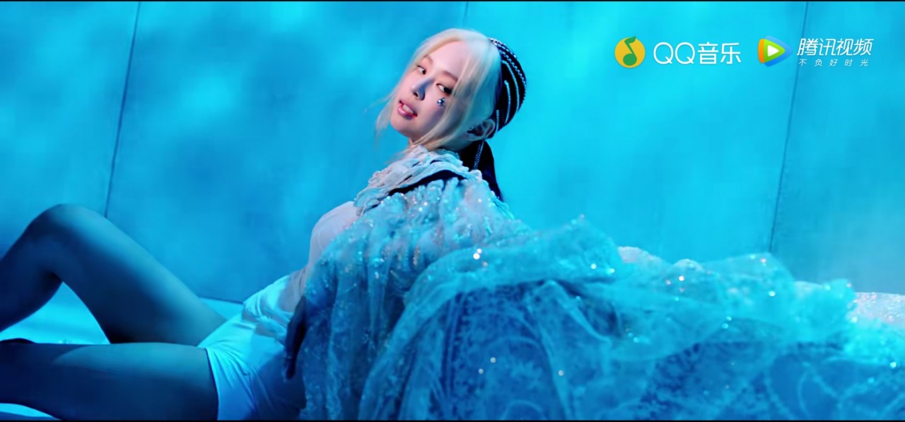 blackpink■BLACKPINK回归新歌网友疯狂吐槽 “人间芭比”苦不堪言