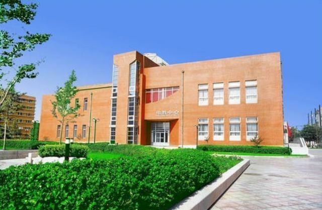 高校|2020年高考，这所“双非”高校分数线超过985，考上就有铁饭碗