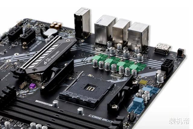 CPU|这核显打游戏也不怵，2000元拿下全套