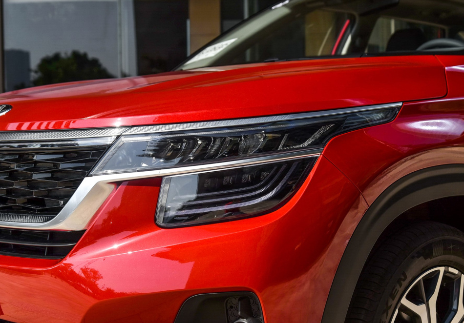 【起亚汽车】起亚亮出“小路虎”！10W公里不怕坏，入门8档CVT油耗5.4L，9W出头