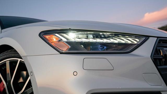 #帕拉梅#全新“撩妹王”要来，长5米提速4.5秒，V8换V6引擎，叫板百万帕拉梅拉