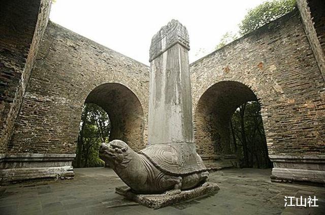 『明孝陵』十三个城门同时抬出了十三口棺材,朱元璋的尸体到底葬在了哪里?