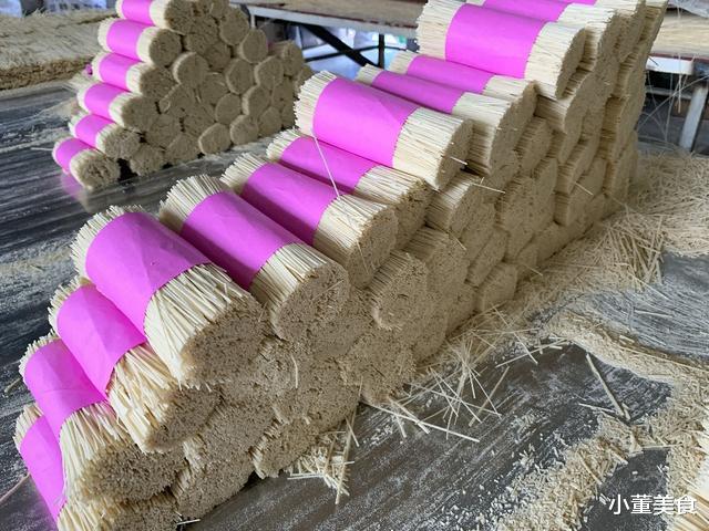 「面条」买挂面时，聪明人从不买这4种面，浪费钱还没营养，以后别乱买了