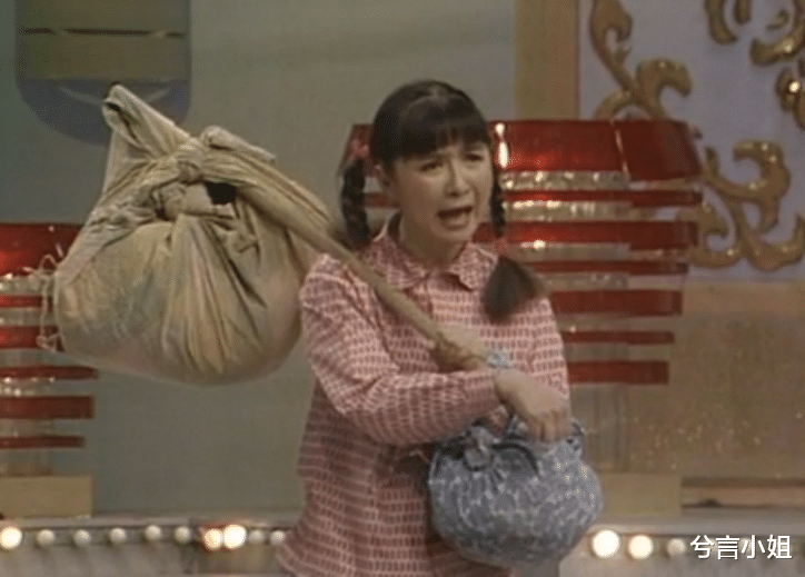 蔡明|蔡明：春晚最牛钉子户的背后，全是痛苦