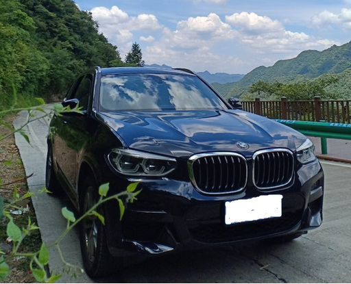 『宝马X3』开过宝马X3，再开凯迪拉克XT5，谁级别高？车主说了用车体验