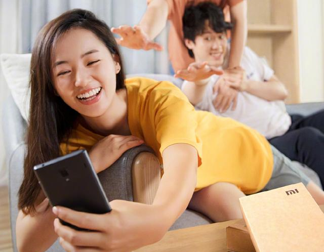 芯片|“高价低配”手机排行榜出炉,三星第一、OPPO第三、华为第六!