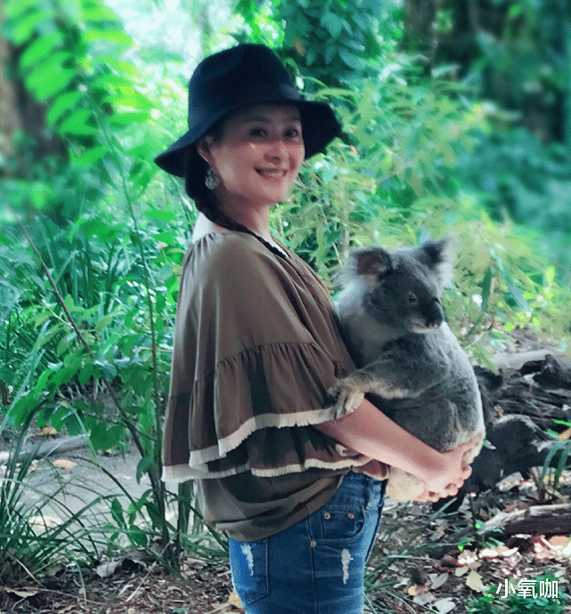 沈腾|原来她就是沈腾的老婆！盛世美颜撞脸关之琳，难怪男方一直藏着她