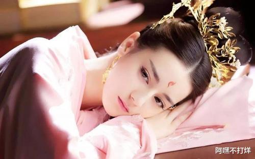 宋祖儿|连名带姓一起改的明星：宋祖儿毛不易没啥，他骗了我们整整48年