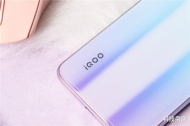 iQOO 3发布日期确定，vivo能打脸卢伟冰吗？