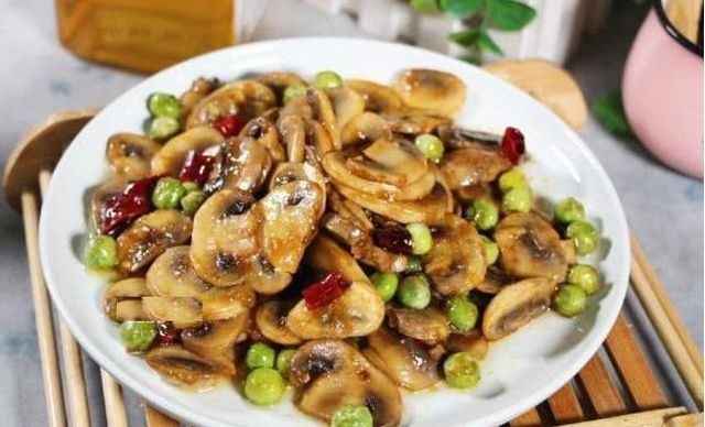 [鸡翅]几道家常菜推荐, 好吃诱人, 营养健康，一起动手试一试吧!