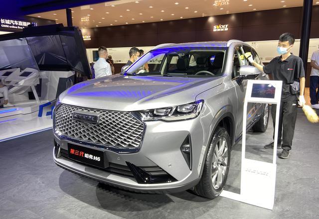 哈弗H6|国民神车再进化！新款哈弗H6抢先看，全新平台尺寸加长，又是爆款