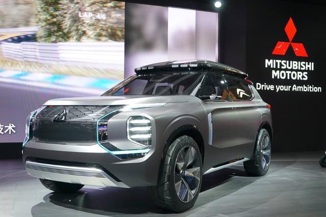 三菱欧蓝德@比汉兰达气派!全新欧蓝德细节曝光,搭1.5T引擎,有望年内上市