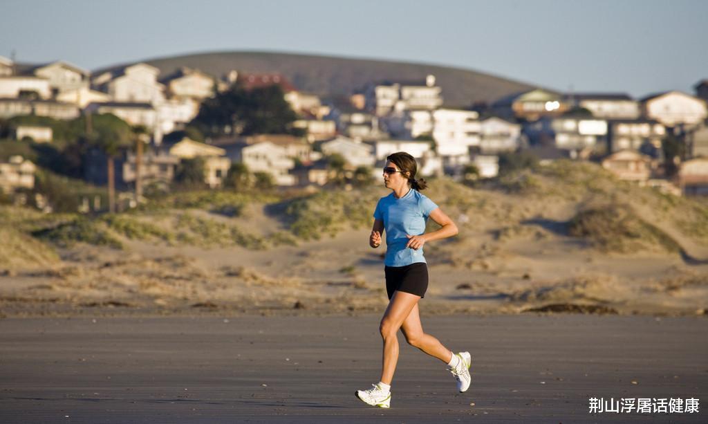 肝脏|肝开始变“硬”时，身体会有这4种“反应”，若一个没占，恭喜你