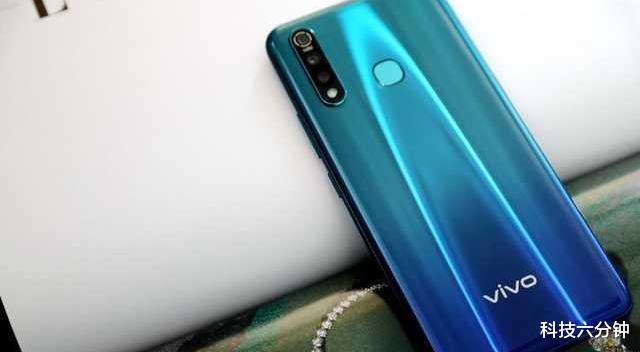 vivo|仅1698元，5000mAh+指纹识别+128GB，vivo真香千元机
