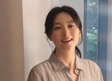 「李英爱」韩国评出十大美女，岁数最大的她，因零整容被誉为“韩国的门面”