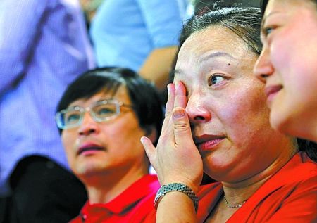 『华晨宇』前女友爆料孙杨被亲妈坑了！她霸道欺压教练拆散孙杨两段恋情，收入全部上交！