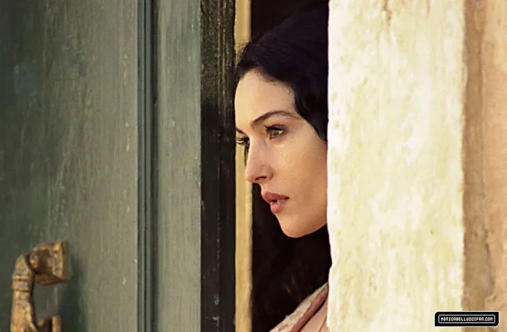 莫妮卡·贝鲁奇|“地球球花”莫妮卡贝鲁奇的女儿出道了