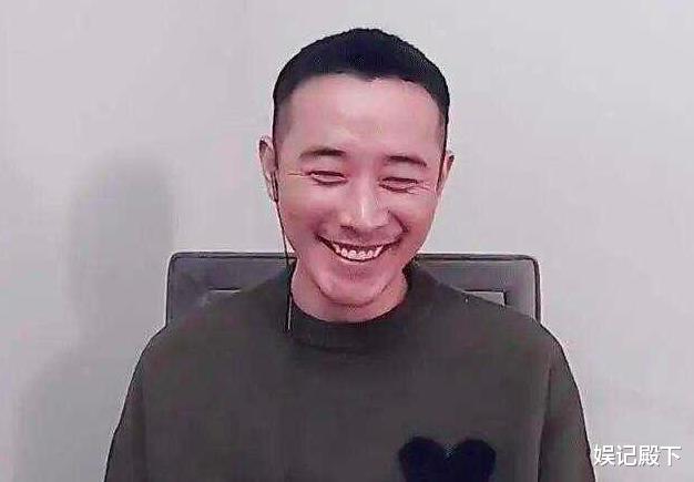 唐嫣|生了俩宝宝的唐嫣变化太大，出门不仅穿着随意，身材脸蛋也垮了