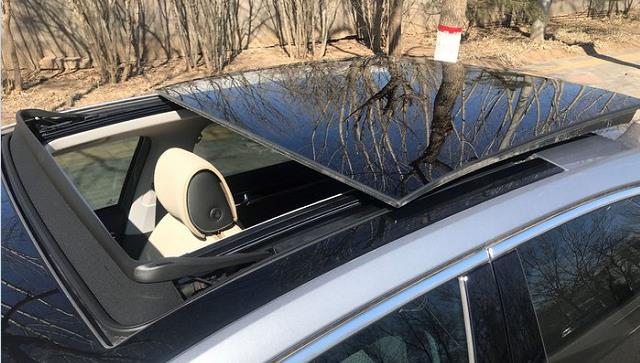 [大众迈腾]从16.99跌至12.49万，迈腾3大件+9气囊，油耗仅6L，被忽略真可惜