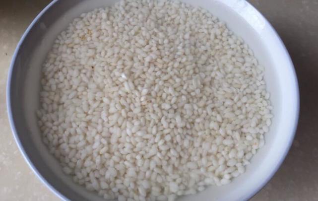 『腊肉』没吃完的“粽子”别直接放冰箱，多做这一步，跟刚包的一样好吃！