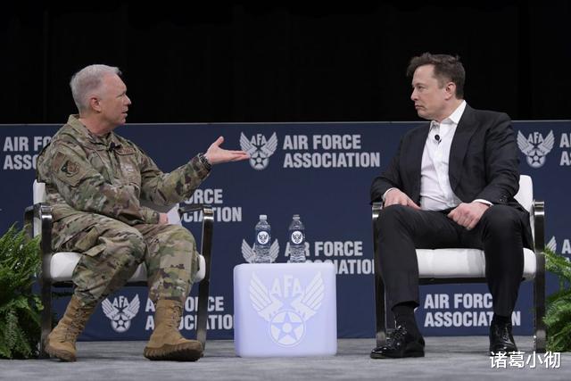 『美军』美军上将询问怎样才能击败中国？马斯克给出答复，全场鸦雀无声