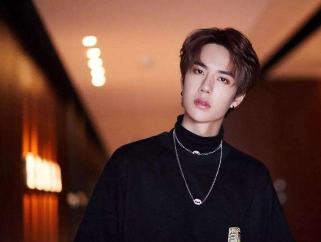 「王一博」王一博重返《天天向上》，天天兄弟花式恶搞，网友说羡慕了！