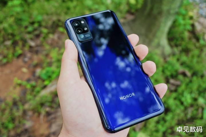 OLED|麒麟810也清仓，8+128G跌至1599元，OLED屏+7nm芯片！