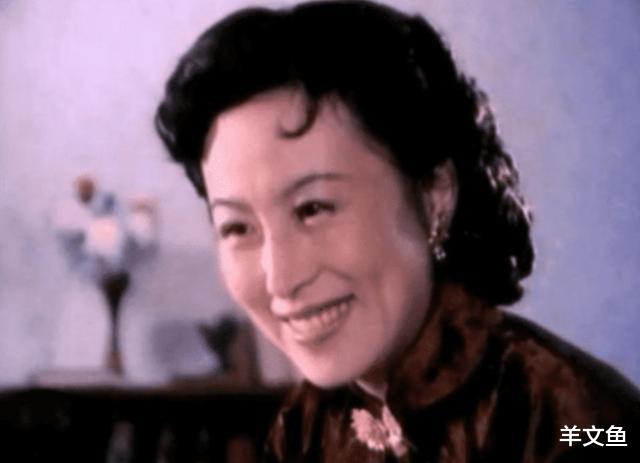 邬君梅|20年前，母亲惊艳了“中国影坛”，20年后，女儿成全球最美