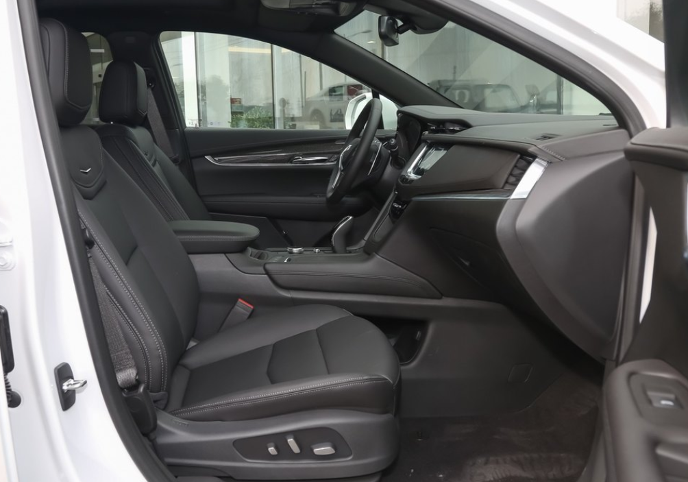 凯迪拉克xt5|凯迪拉克XT5,30天卖出7971辆,豪华中型SUV值得拥有