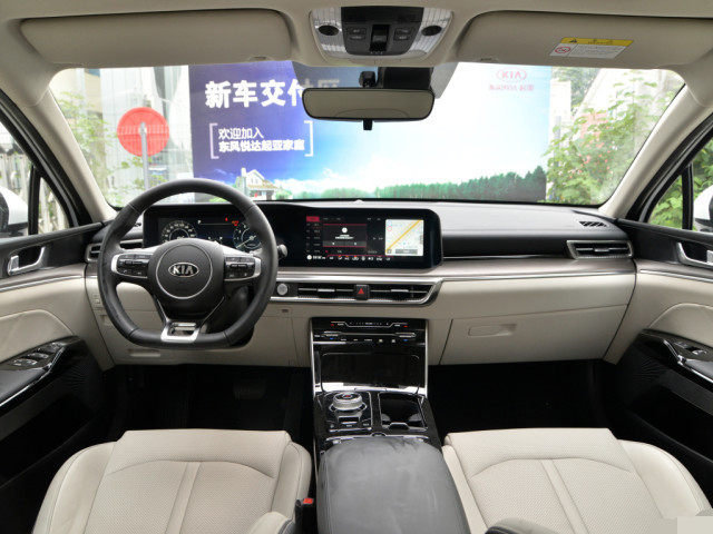 马力|爆款预定，车长近5米，240马力+8AT，卖13万能不火？