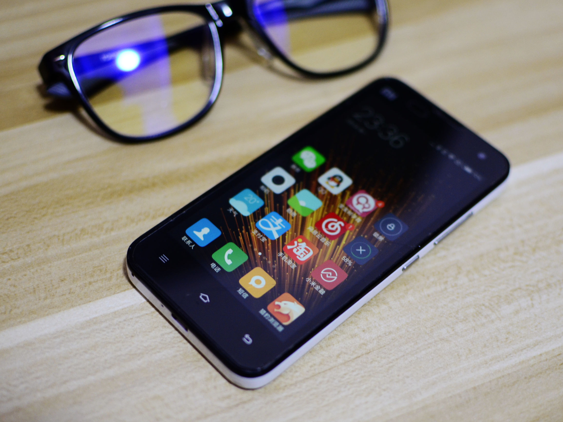 【小米科技】小米10价格暴跌？入手小米10是明智行为吗？