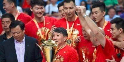 『蒋兴权』蒋兴权开巩晓彬，宫鲁鸣开阿的江，同样是开除刺头为何褒贬不一？